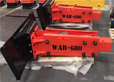 Młot hydrauliczny do ładowarki o sterowaniu burtowym